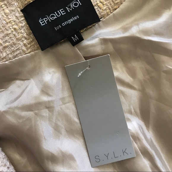 BNWT EPIQUE MOI beautiful Beige w/ accents Blazer - Picture 8 of 8